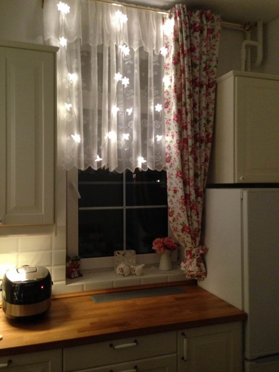 Декор окна на кухне