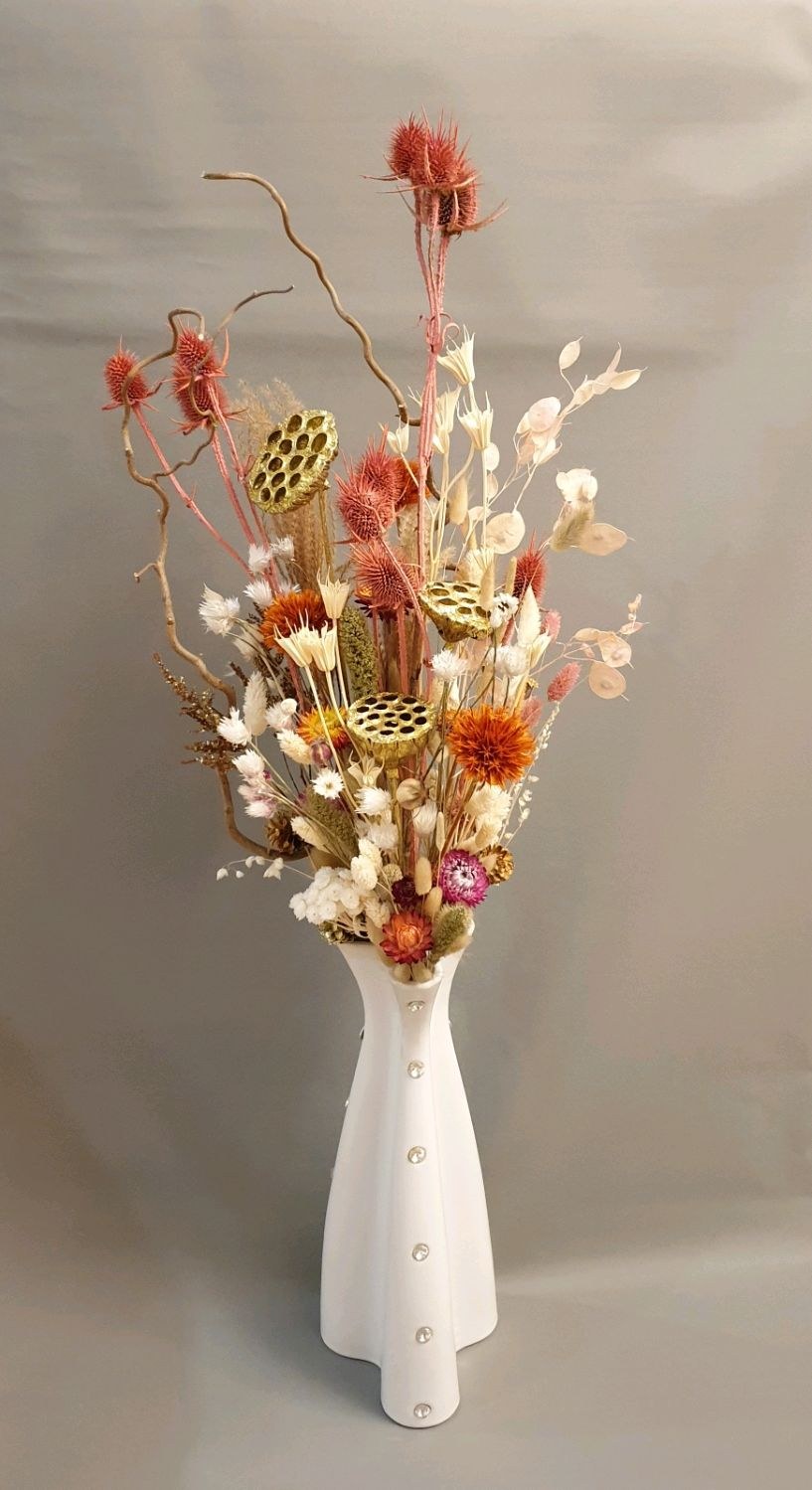 Композиции из сухоцветов