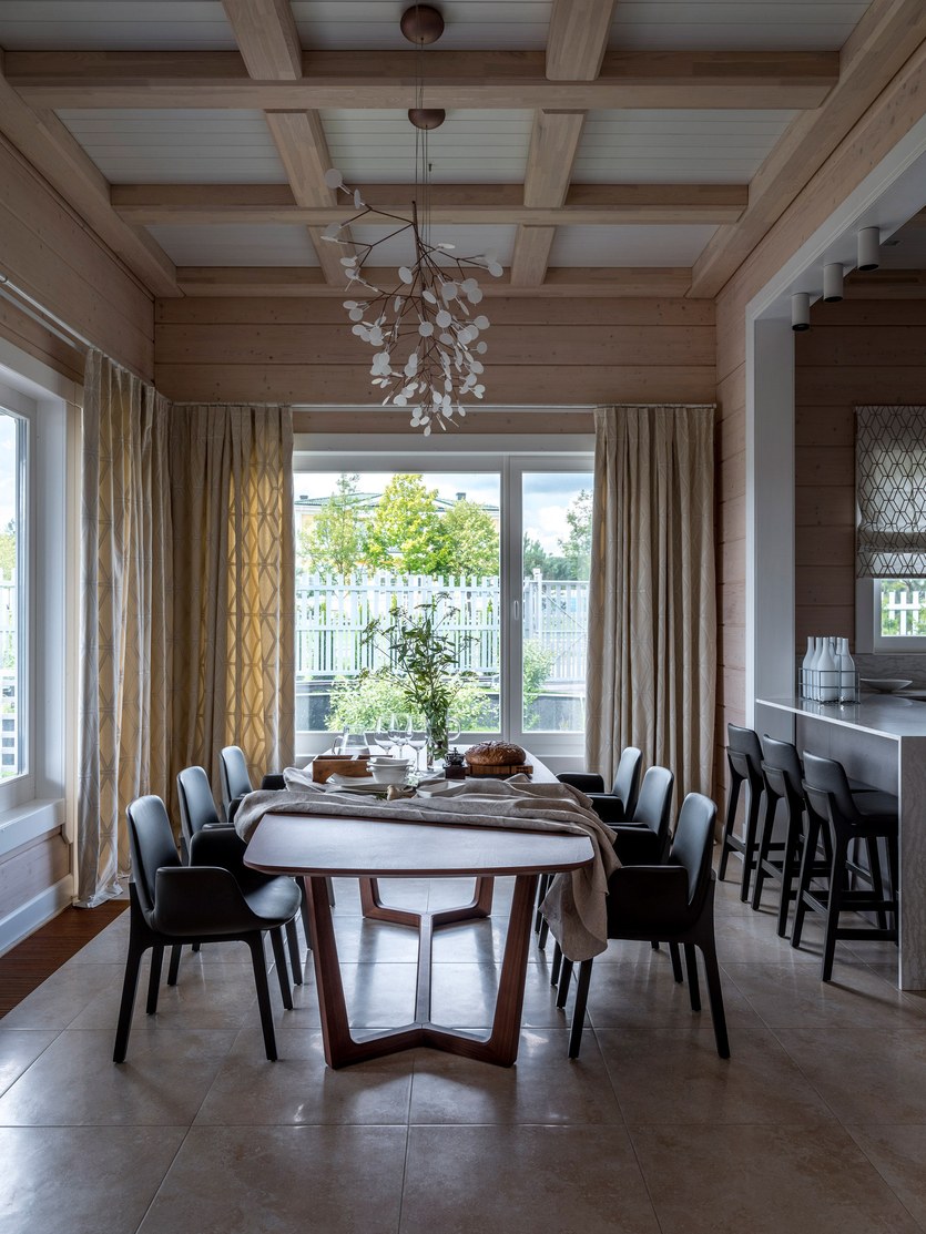 Кухня гостиная с выходом на террасу