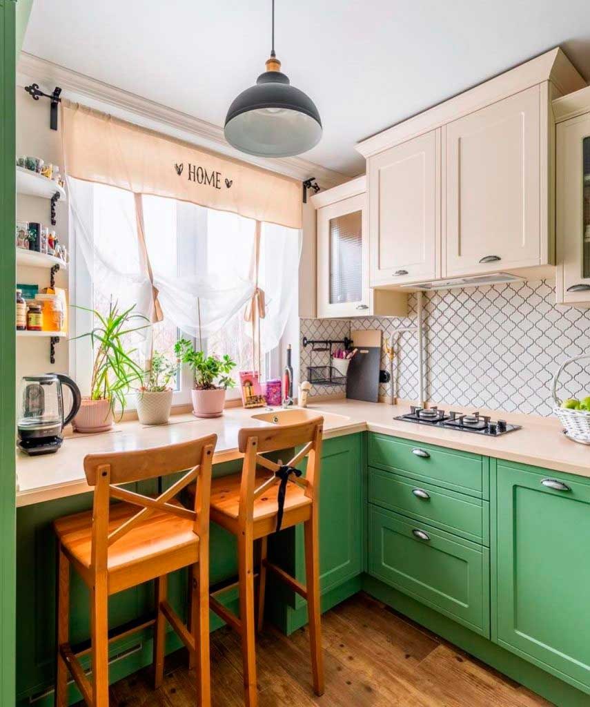 Интерьер маленькой кухни