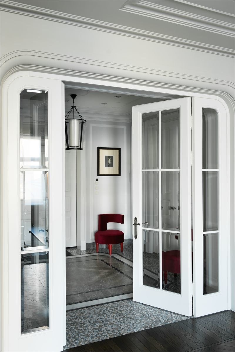 Строгая классика двери