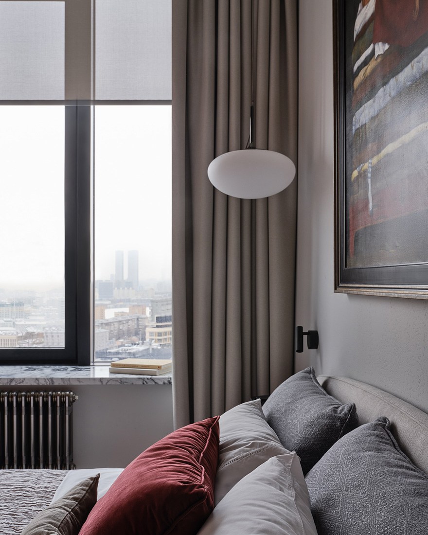 Интерьер кровать у окна