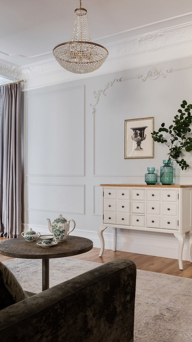 Молдинги в интерьере