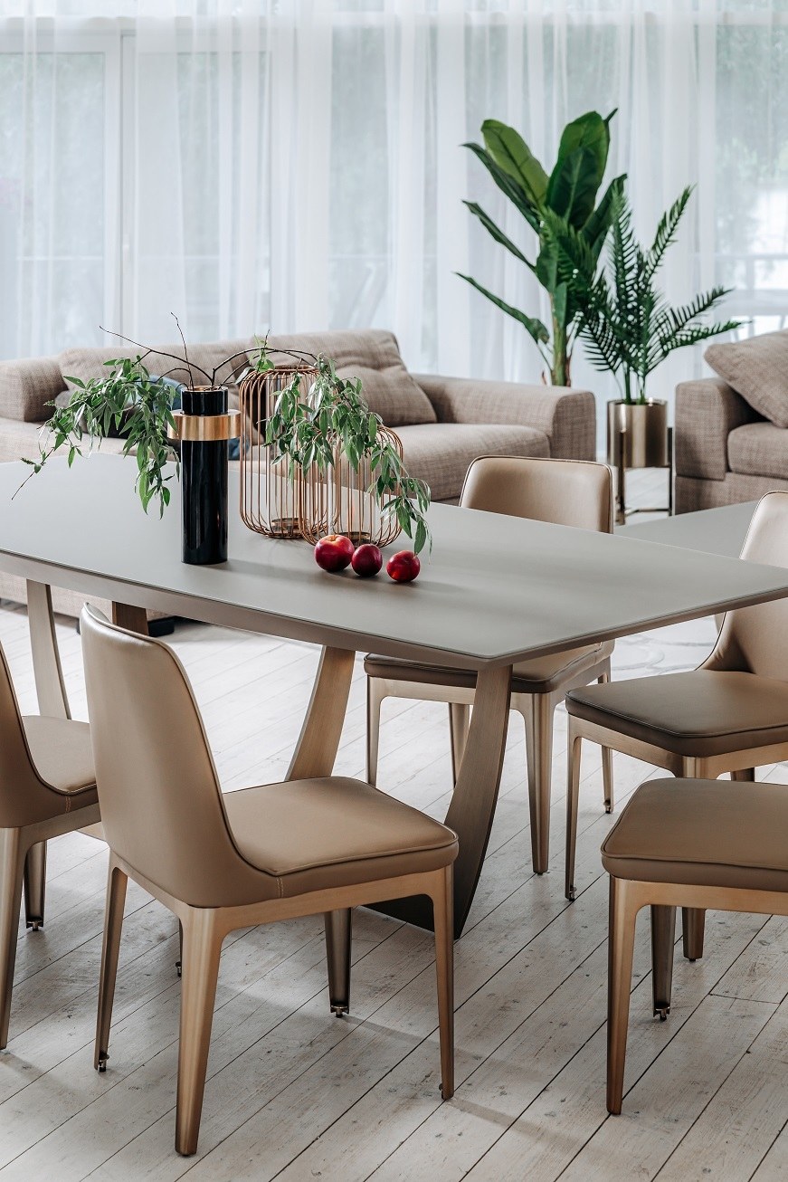 Гарда декор столы обеденные