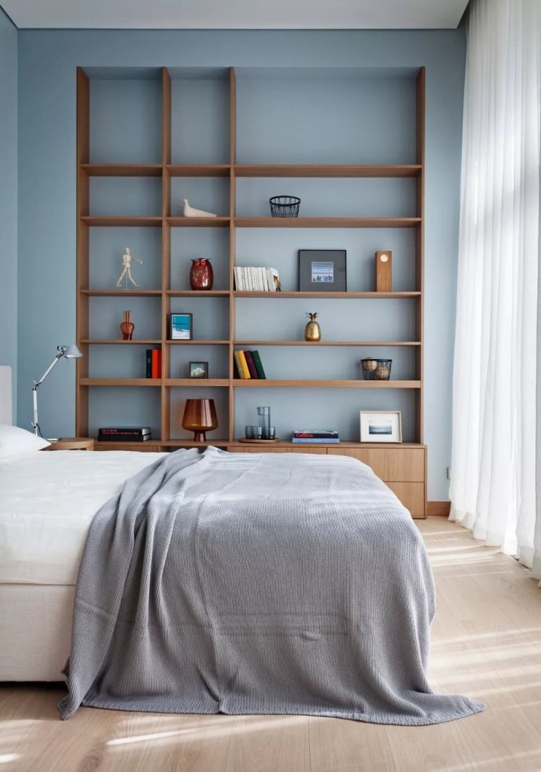 Полки в спальню