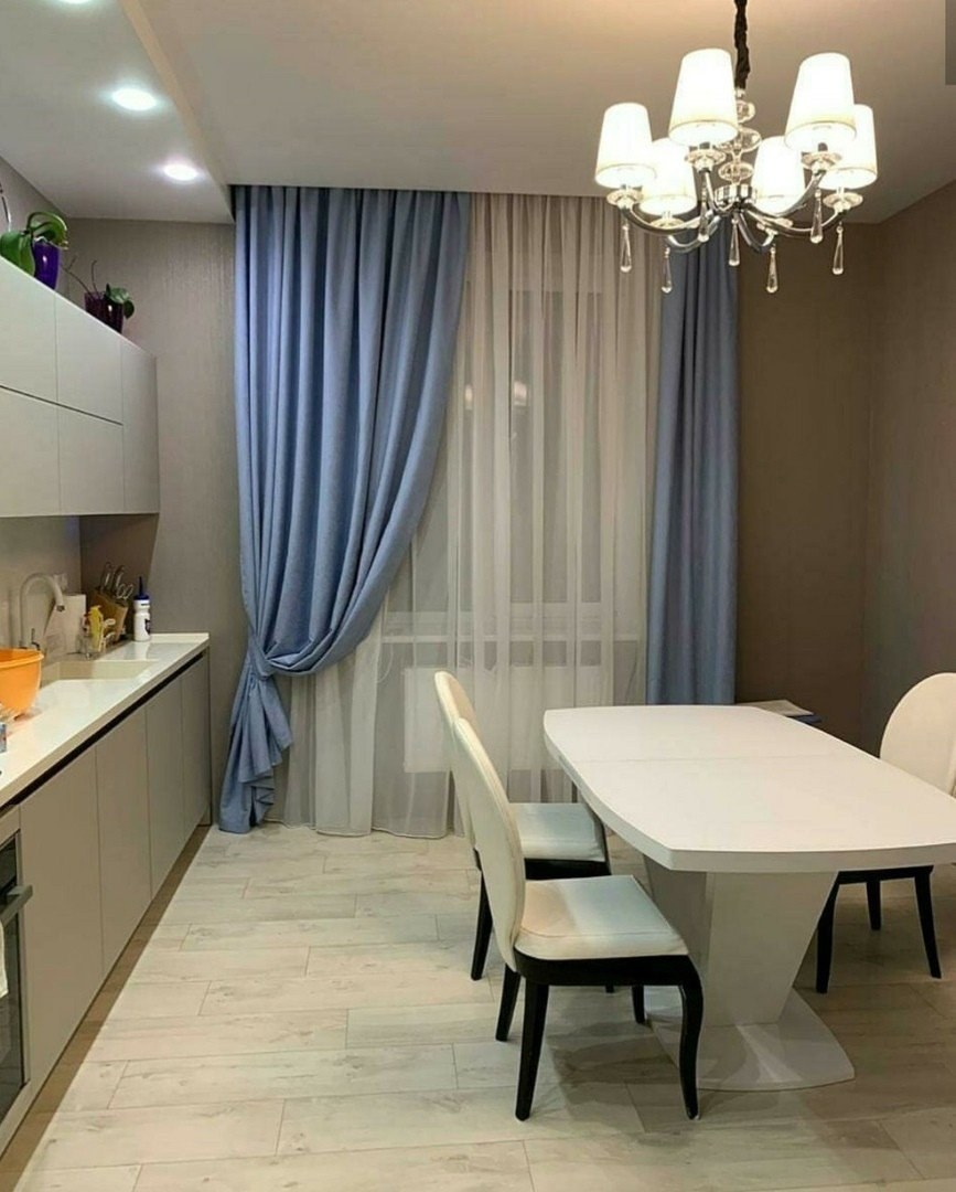 Шторы для бежевой кухни