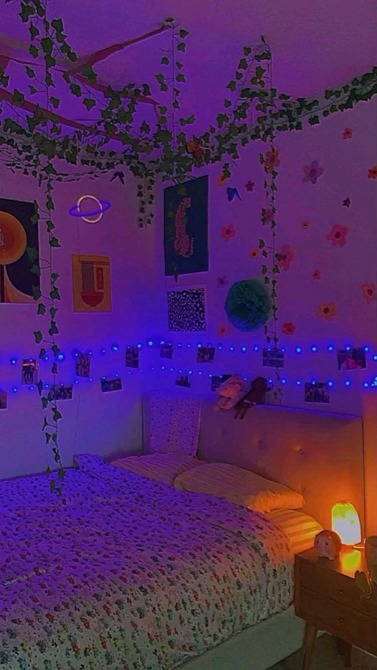 Комната из пинтереста фиолетовая