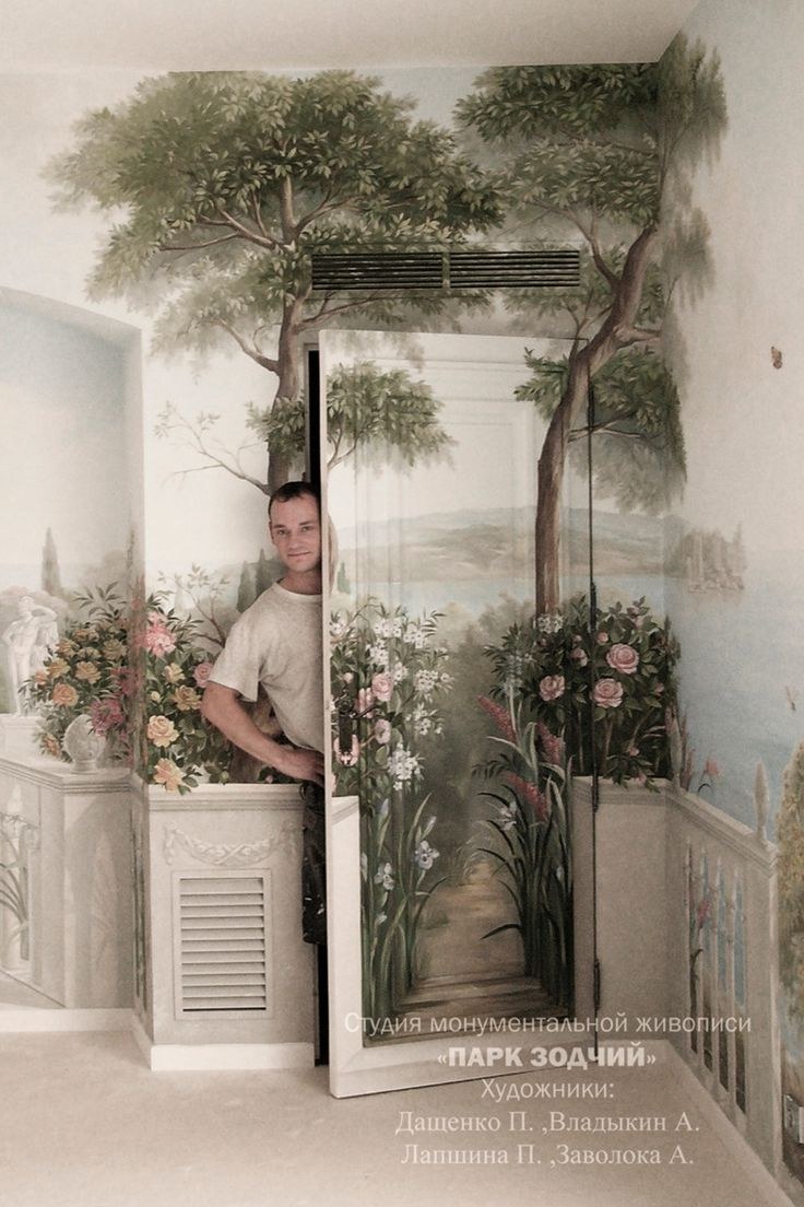 Фреска на стену с дверью