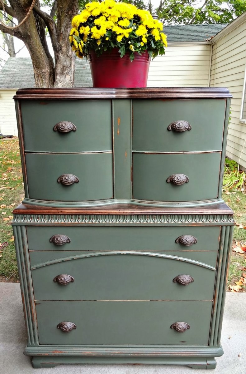 Отреставрированный комод