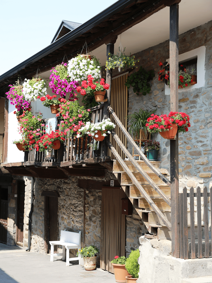 Архитектура по автономным сообществам испании (99 фото)