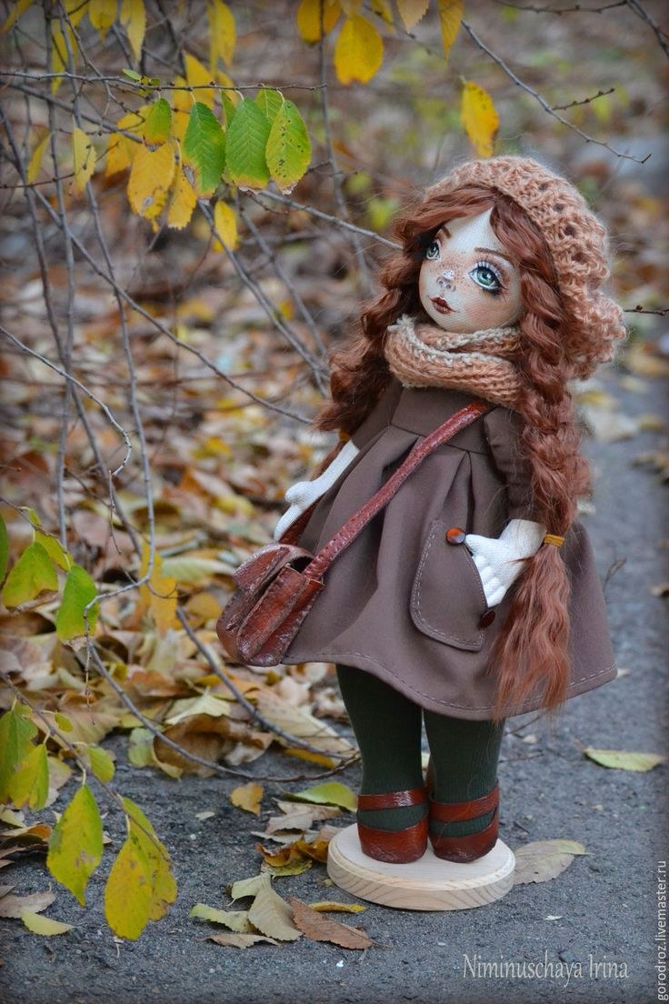 Текстильная кукла осень