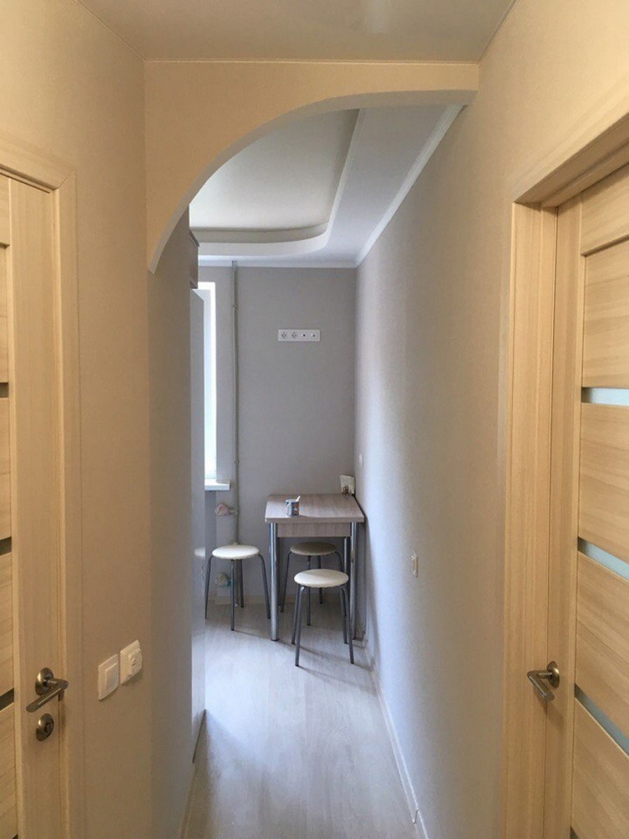 Хрущевка кухня в коридоре