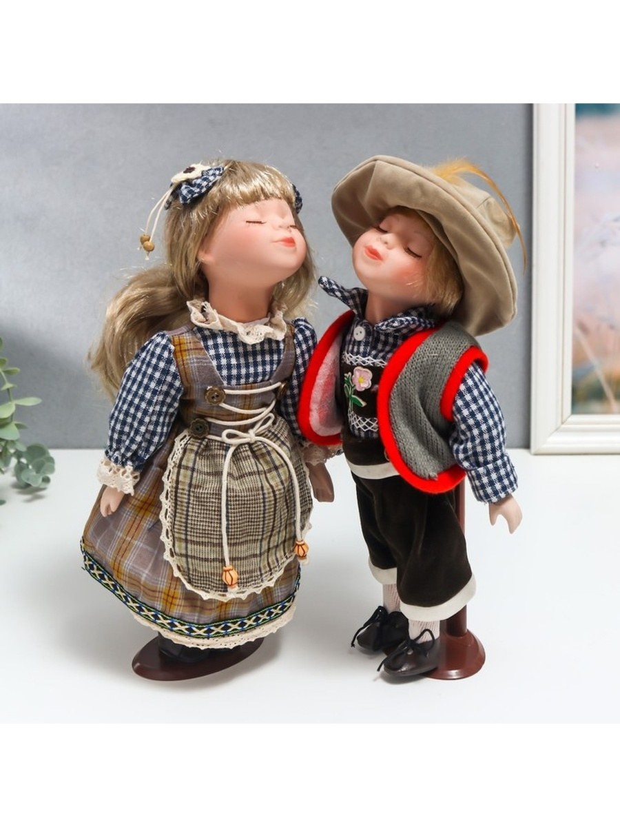Кукла коллекционная парочка