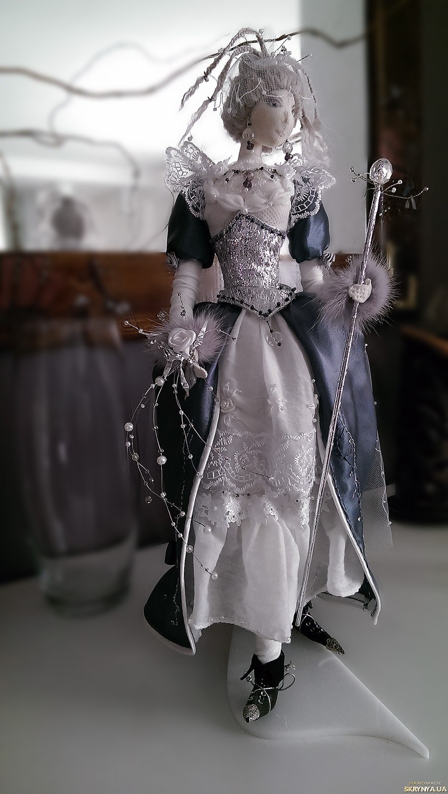 Кукла интерьерная Снежная Королева