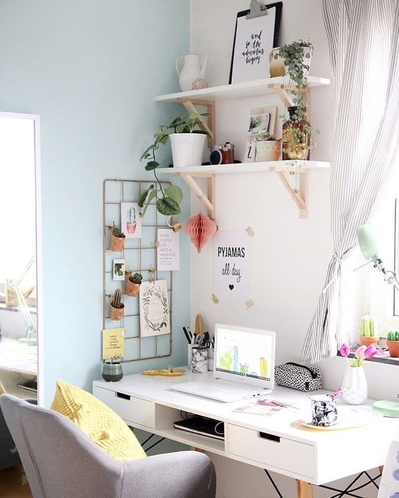 Декор рабочего места