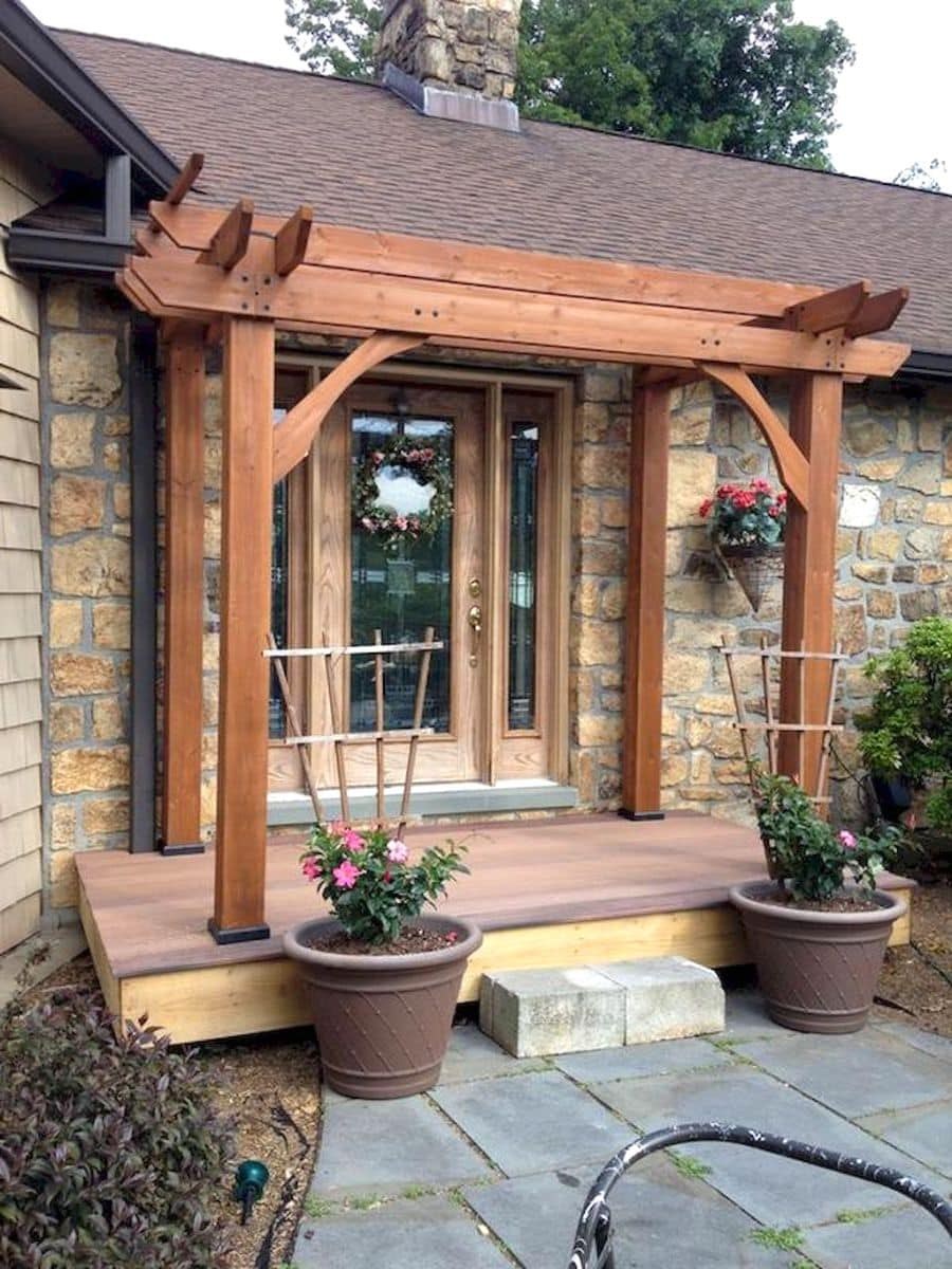 Патио с перголой