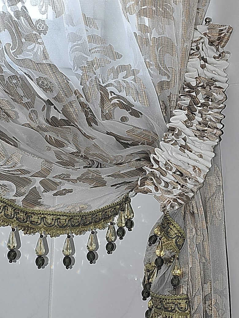 Тюль с бахромой