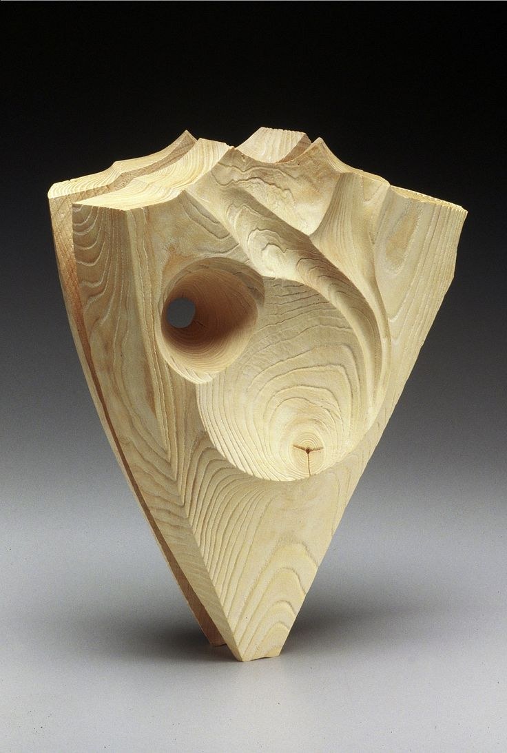 Оригинальные скульптуры из дерева