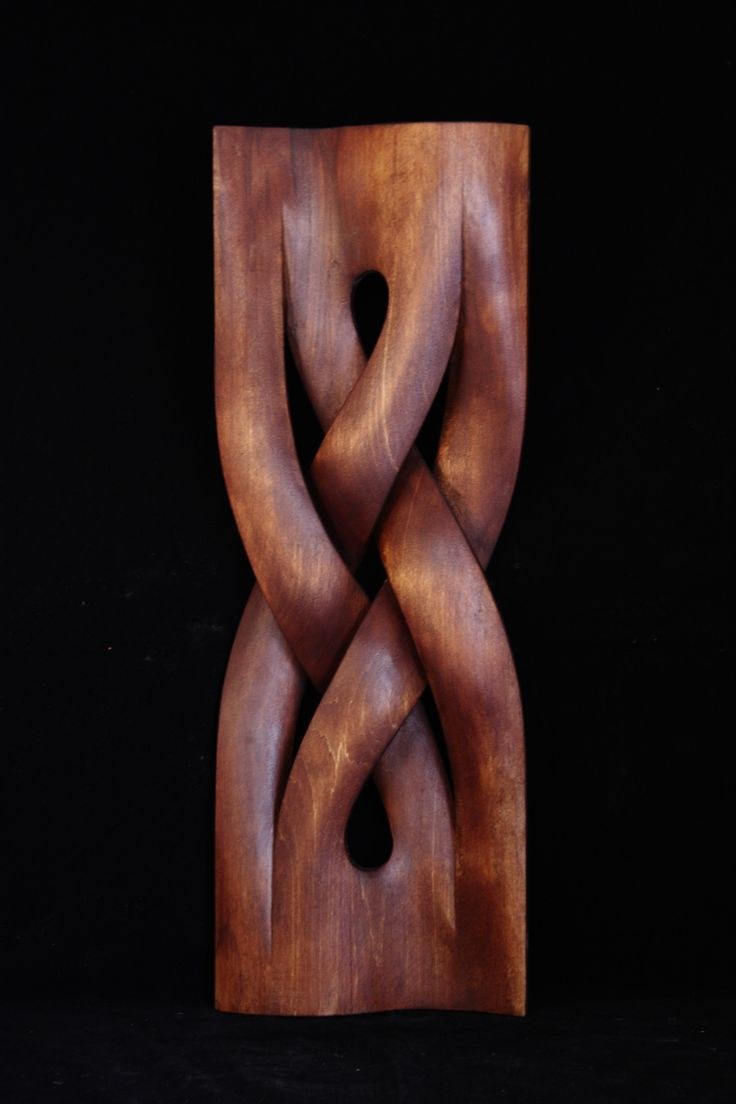 Абстрактная резьба по дереву