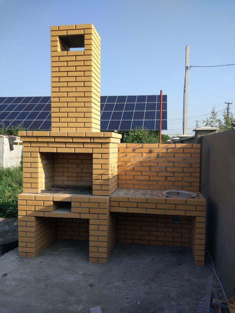 Барбекю из кирпича