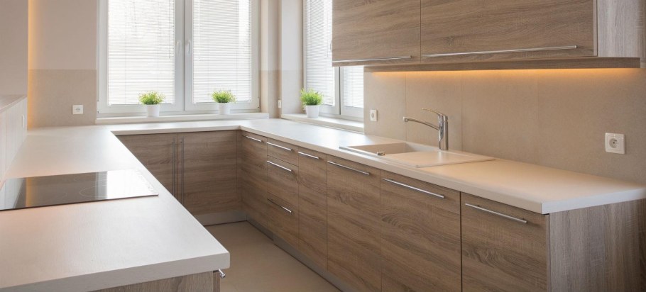 Столешница под светлое дерево