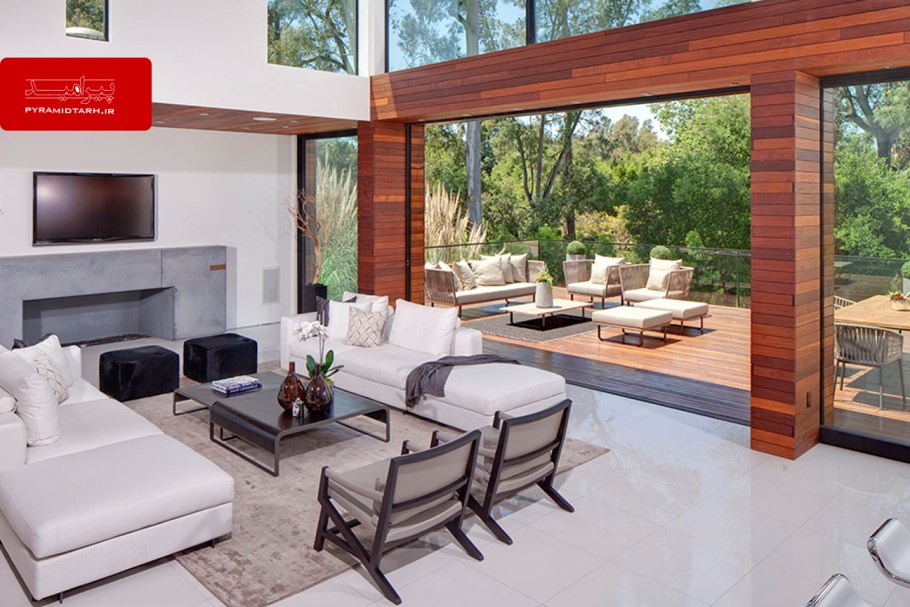 Гостиная с выходом на веранду