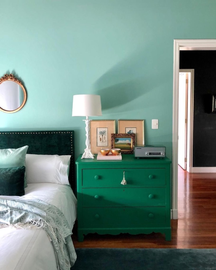 Бритиш Грин цвет в интерьере