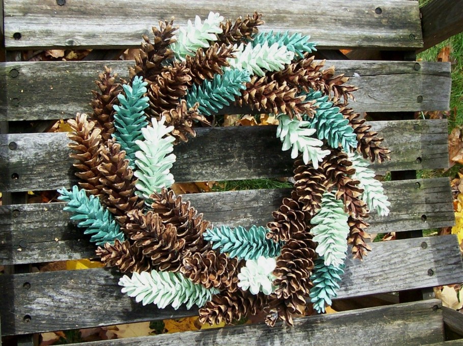 Поделки из шишек