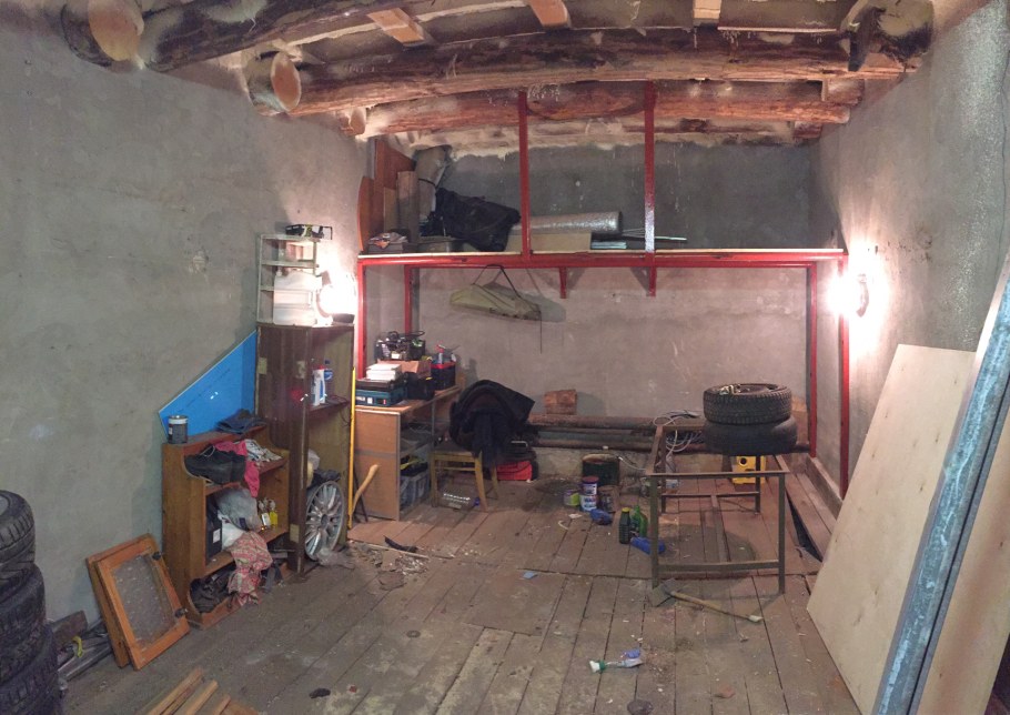 Полуэтаж в гараже