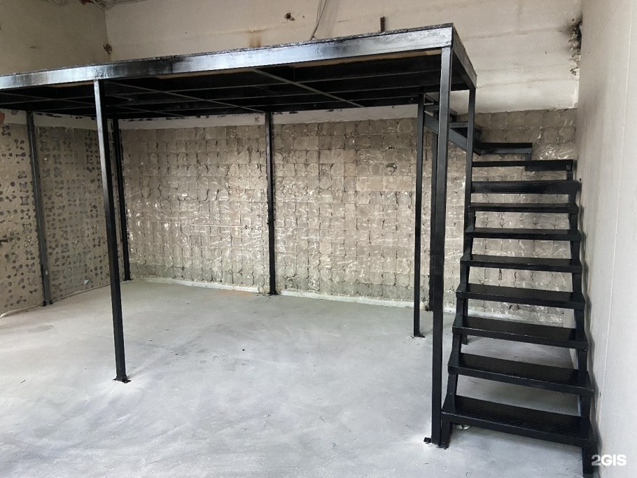 Монтаж пола на антресольных этажах из металла