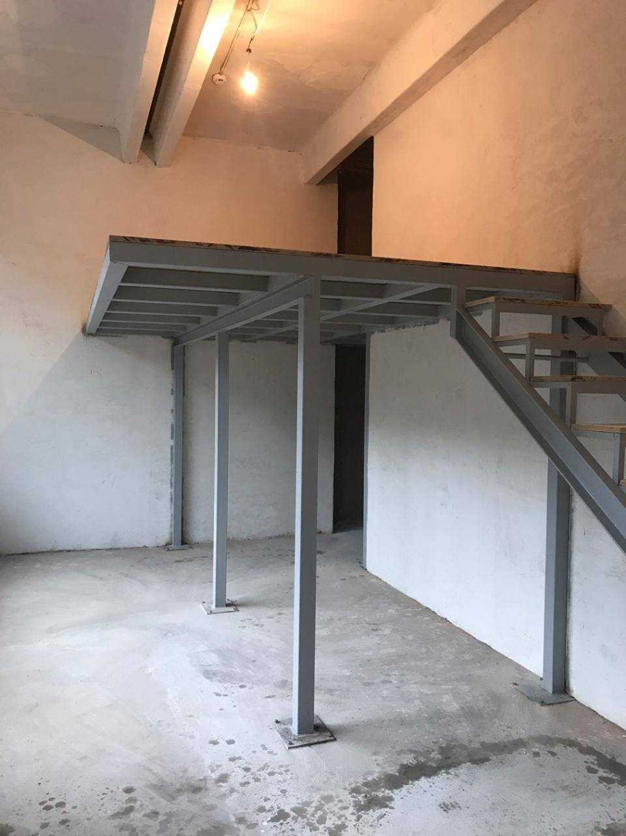 Антресольный этаж из металла