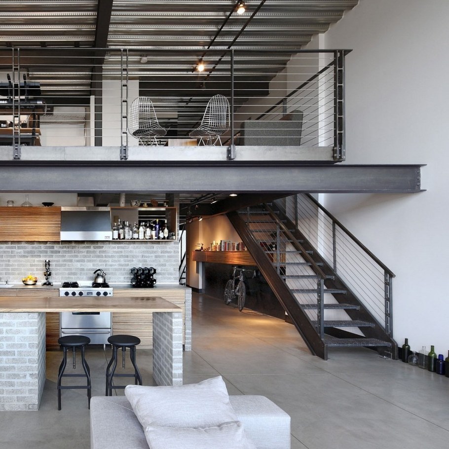 Лестница лофт в антресольный этаж