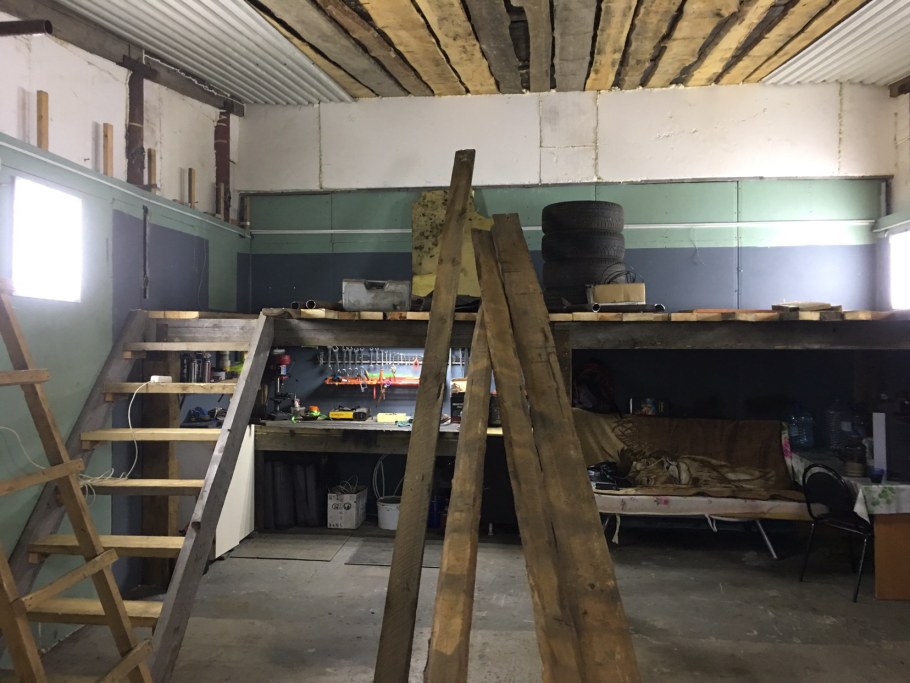 Гараж с надстройкой