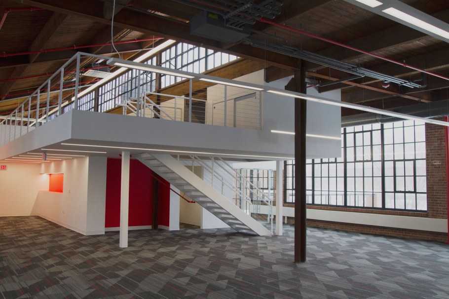 Мезонин Антресоль