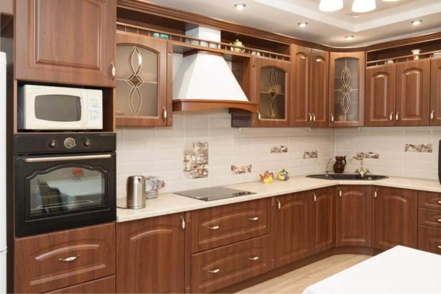 Кухня классика орех