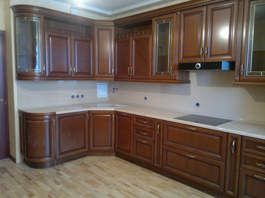 Кухня классика орех