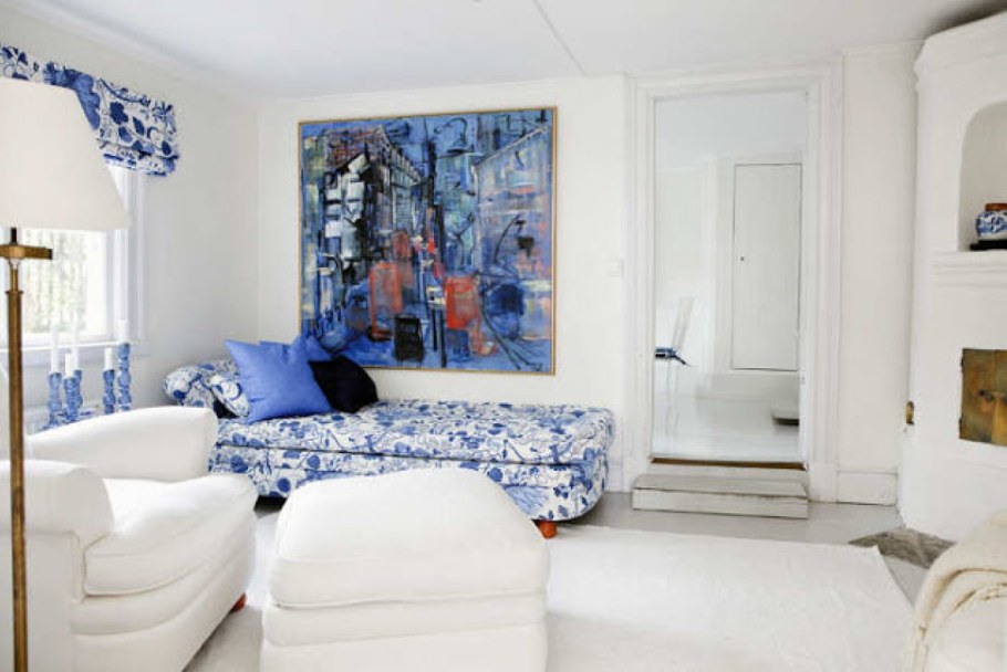 Бело синий интерьер