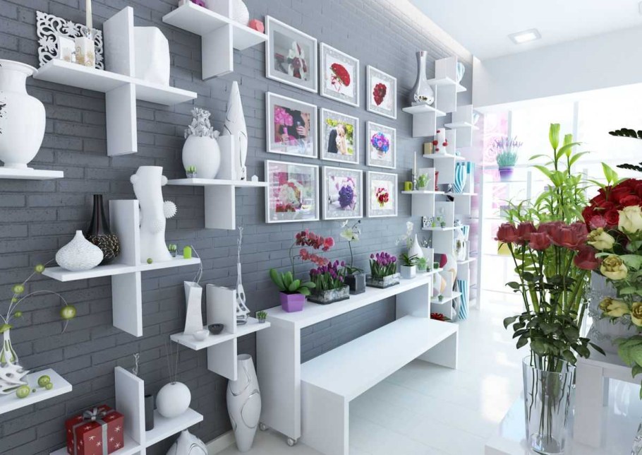 Стеллаж с растениями в интерьере