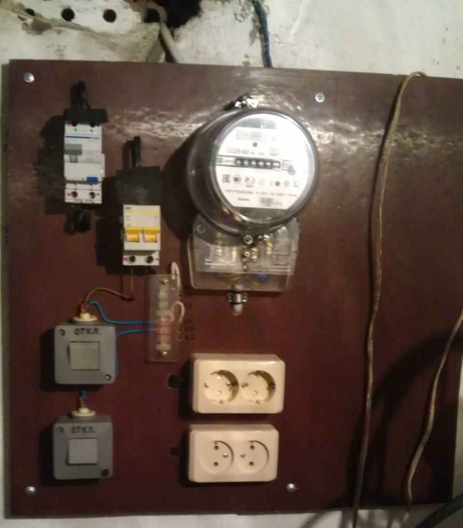 Сборка щитка для гаража 220