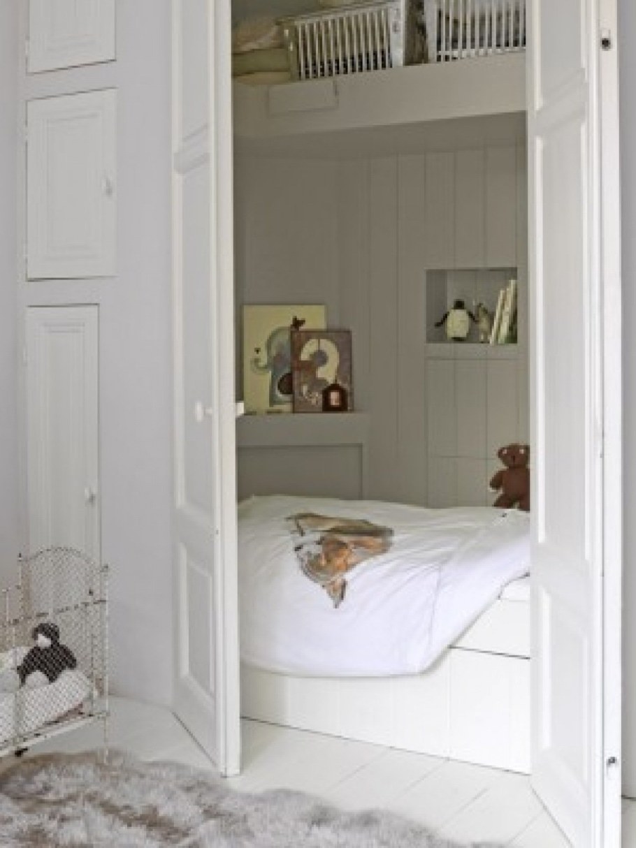Кровать с потайной комнатой для девочки