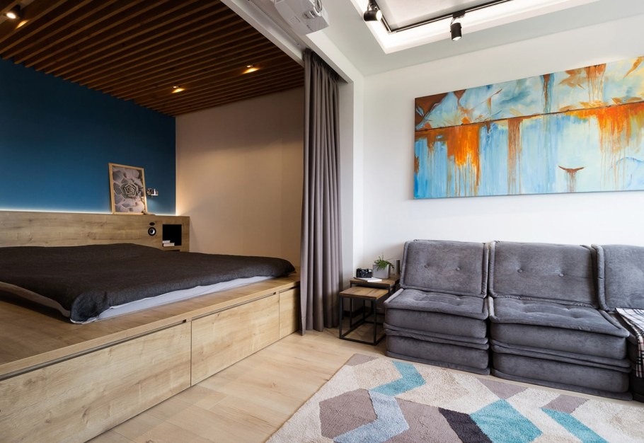 Комната с подиумом для кровати