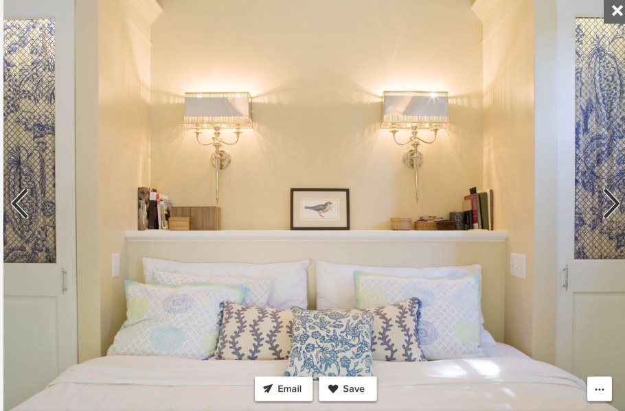 Светильник настенный над кроватью