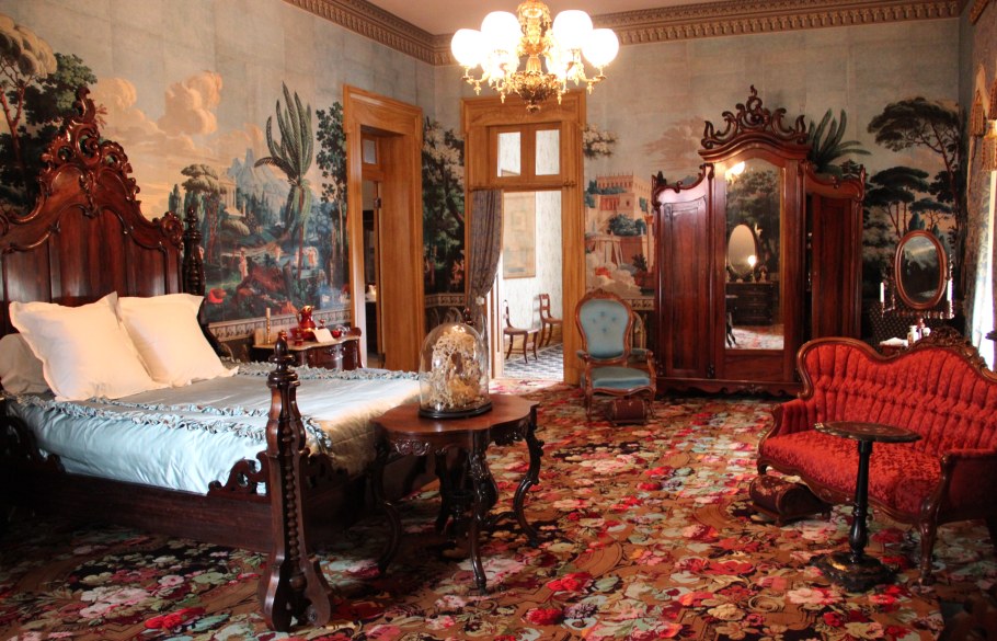 Спальня 18-19 века Викторианский стиль