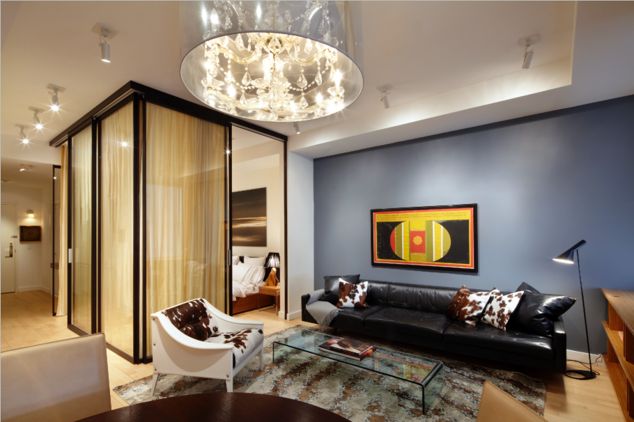 Интерьер спальни-гостиной