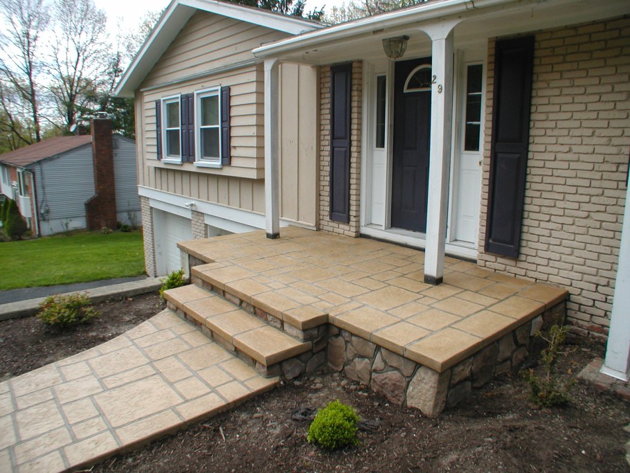 Крыльцо из бетона