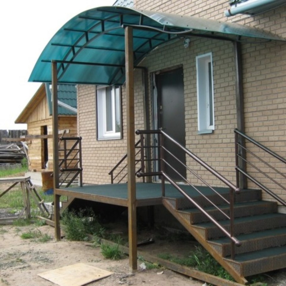 Крыльцо к дому