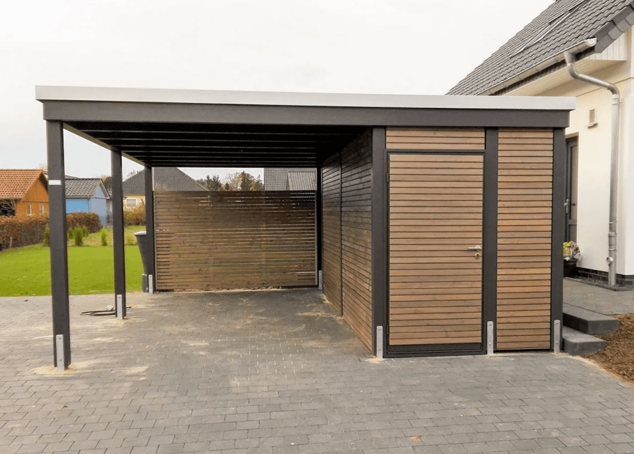 Хозблок с навесом для авто