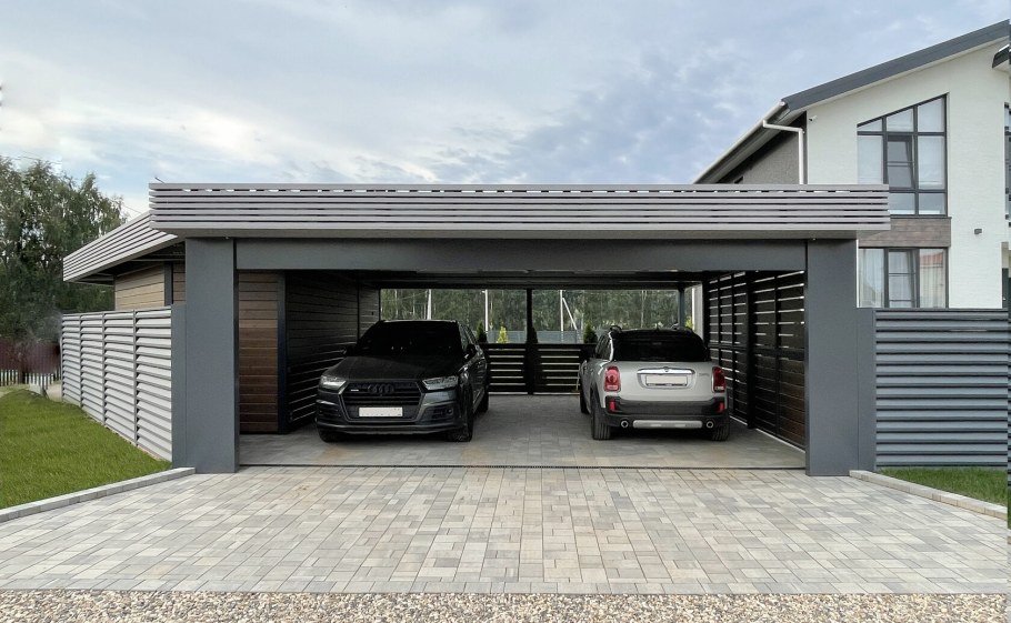 Гараж с навесом в современном стиле
