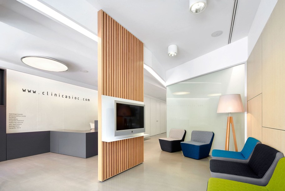 Интерьер клиники в современном стиле