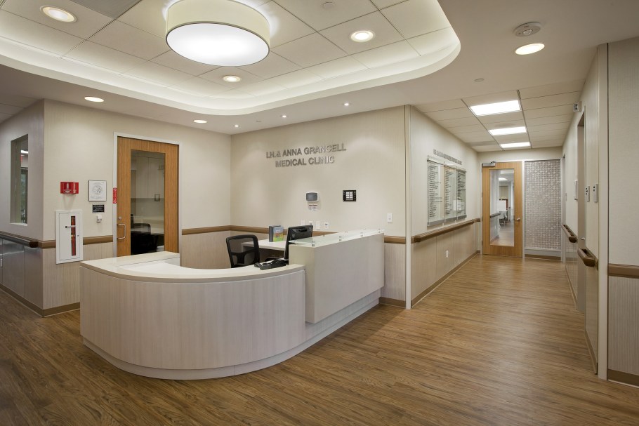 Госпиталь ресепшен США